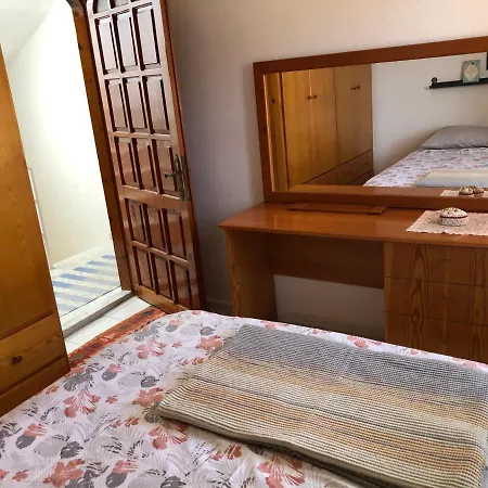 ホテル Kusadasi 3*
